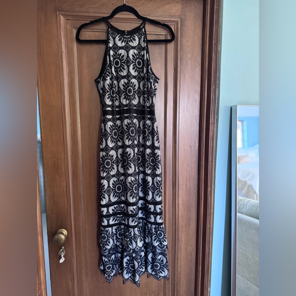 Banana Republic Monochrome Floral Tea-Length Dress